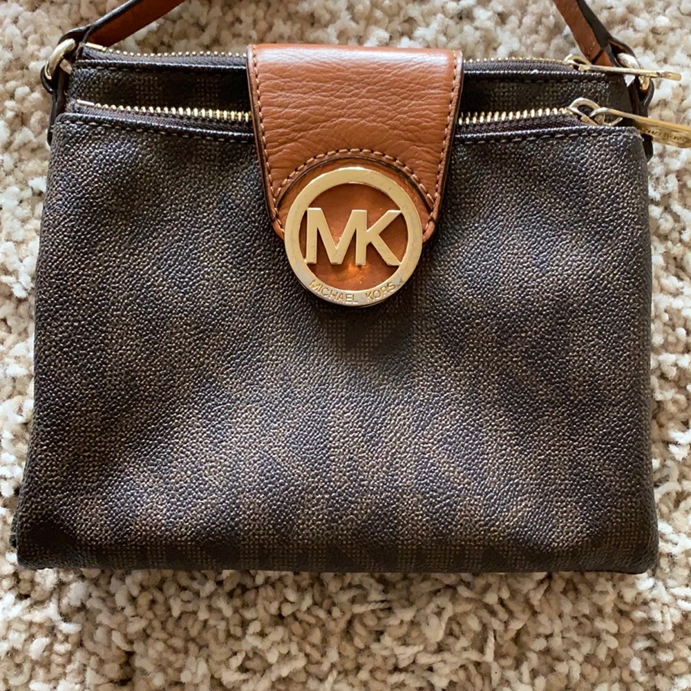 Michael Kors crossbody